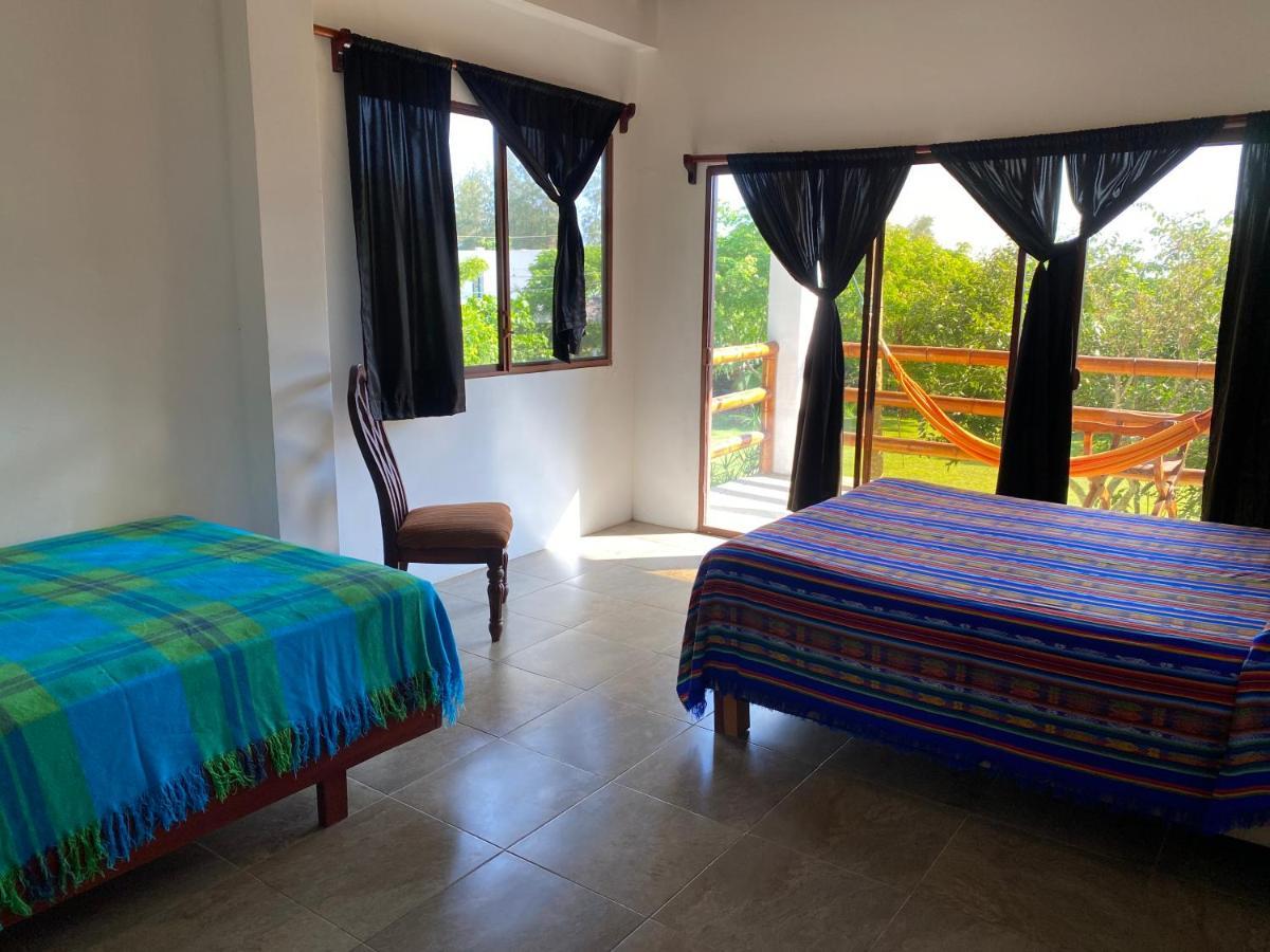 Hosteria Guachapeli Лас-Тунас Экстерьер фото