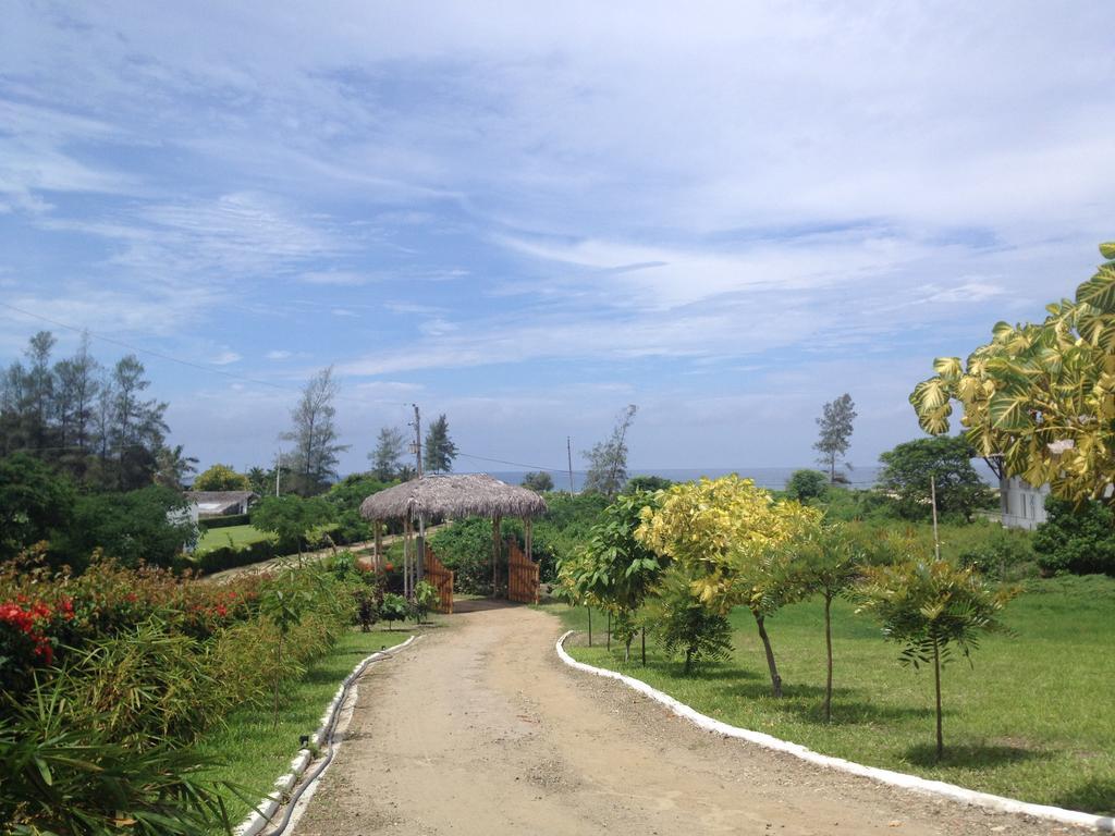 Hosteria Guachapeli Лас-Тунас Экстерьер фото