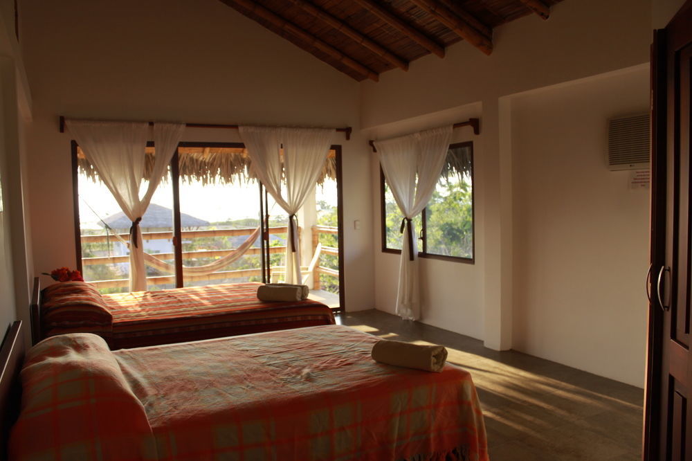 Hosteria Guachapeli Лас-Тунас Экстерьер фото